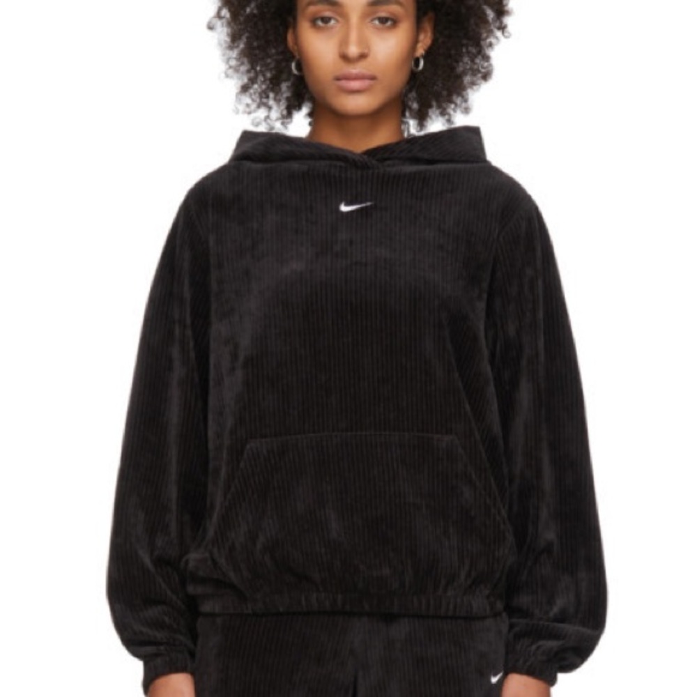 NIKE velour sweatshirt- black